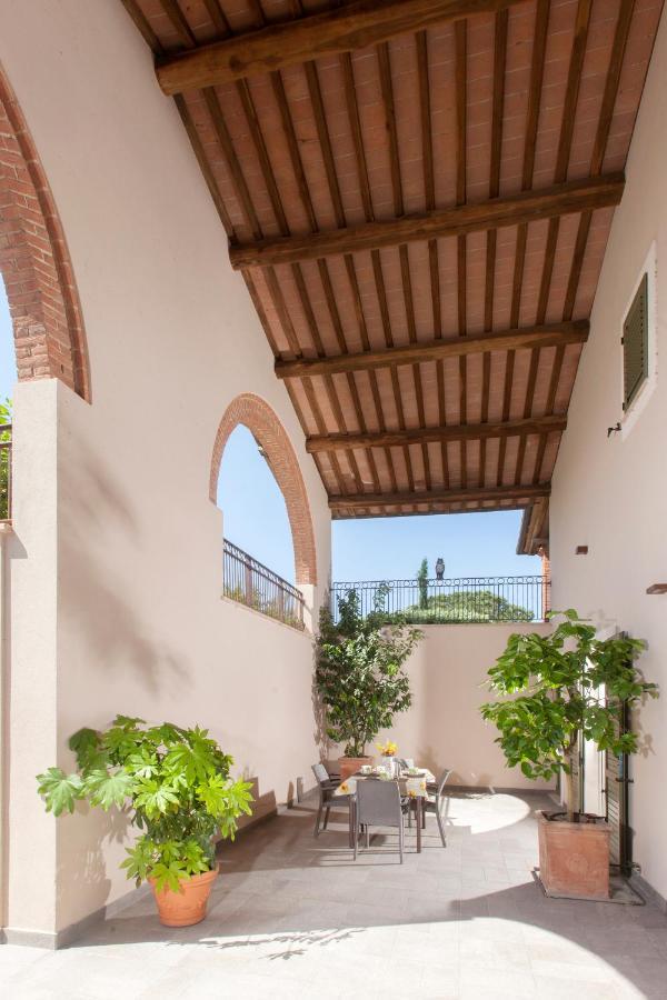 Colle Oliveto Bauernhof Orbetello